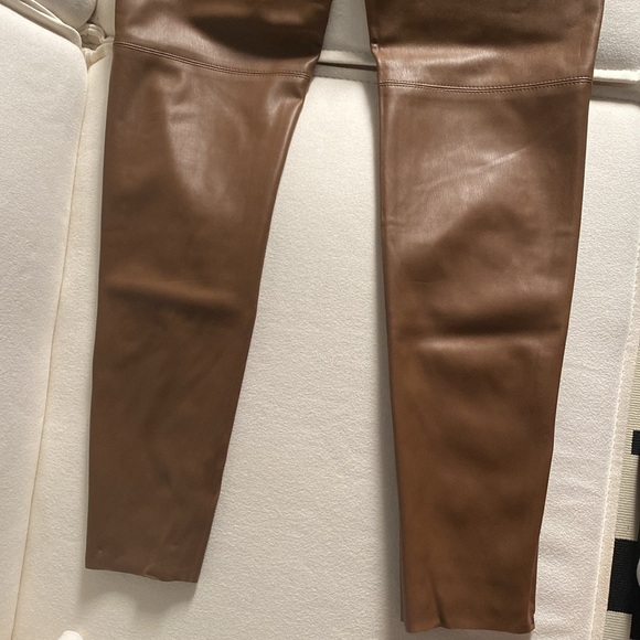 Zara faux brown leather pants - Picture 8 of 12